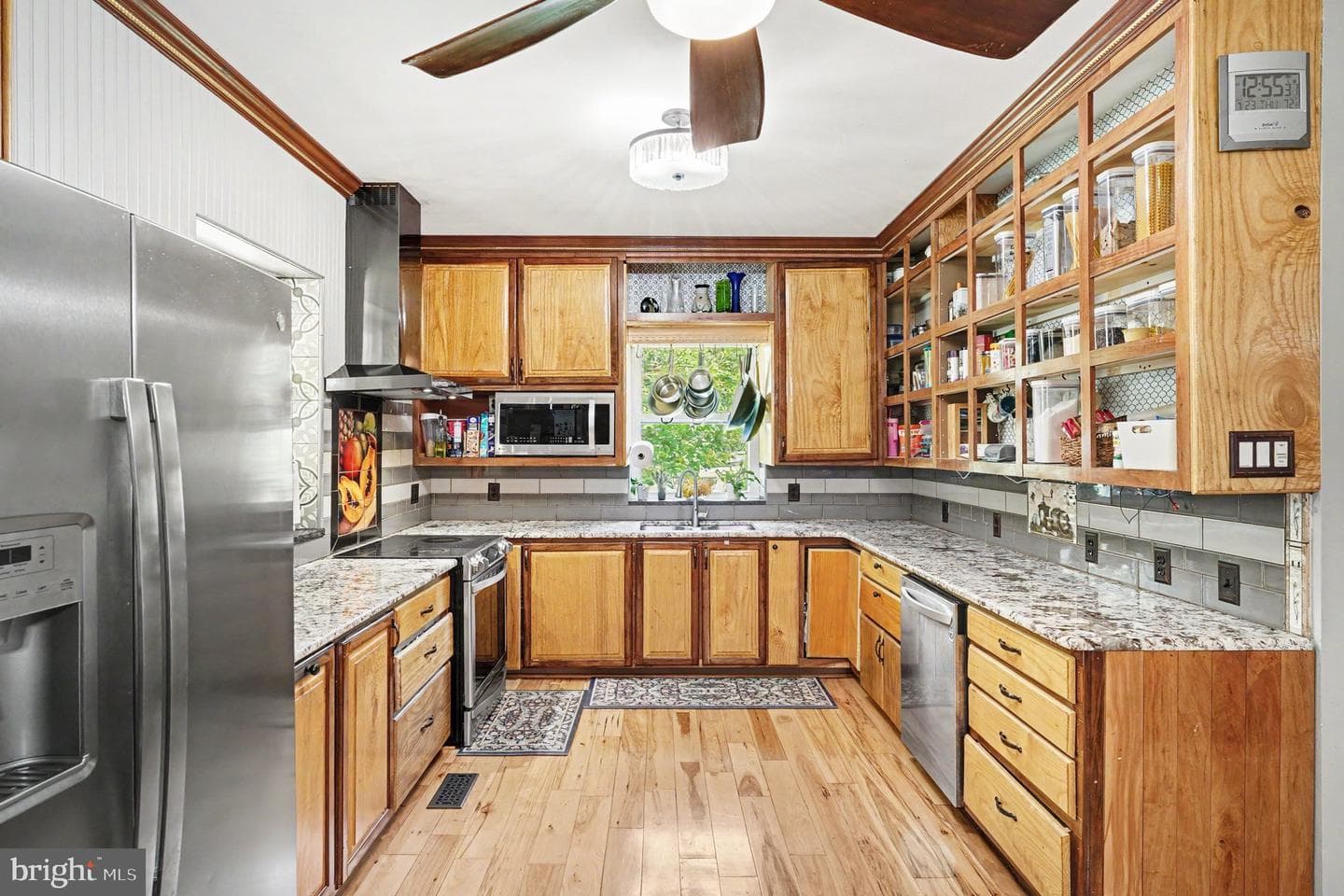652 Liberty Grove Road photo 10