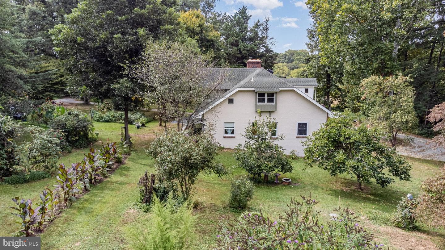 652 Liberty Grove Road photo 54