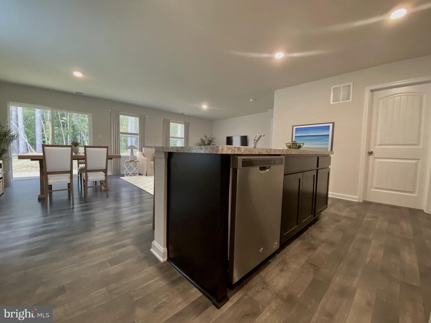 703 Queensbury Court photo 15