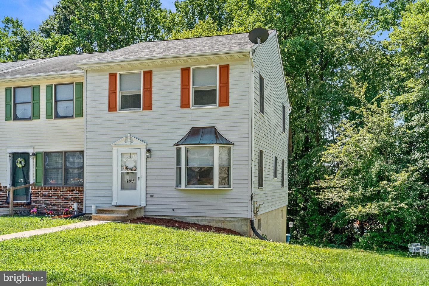 169 E Village Road photo 1