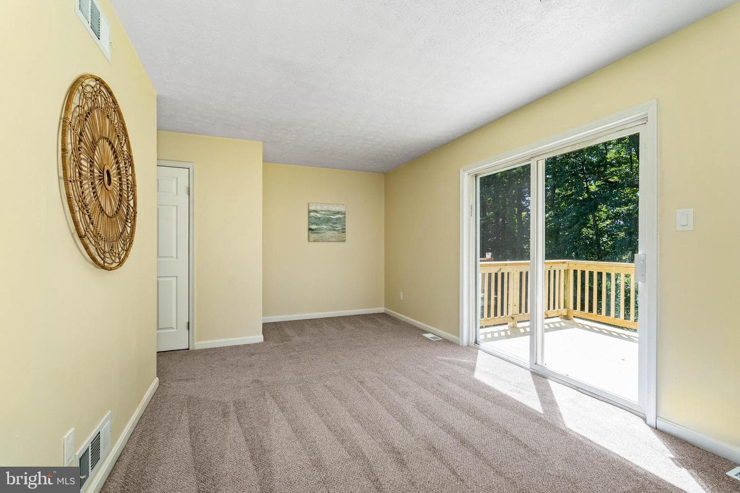 169 E Village Road photo 10