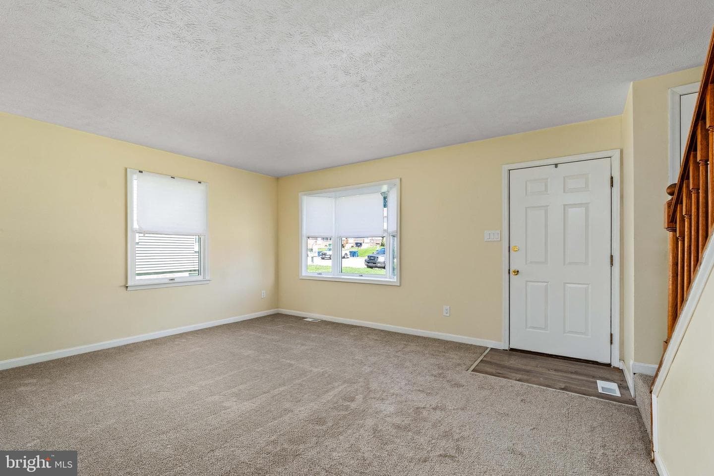 169 E Village Road photo 6