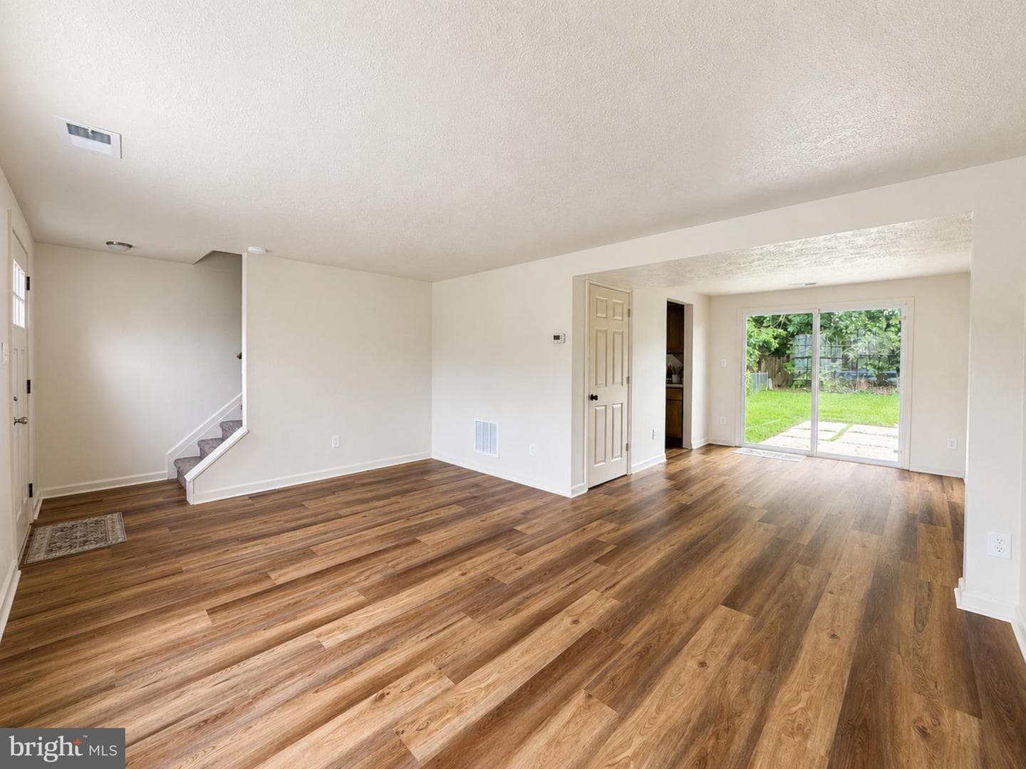 118 Mallard Court photo 4