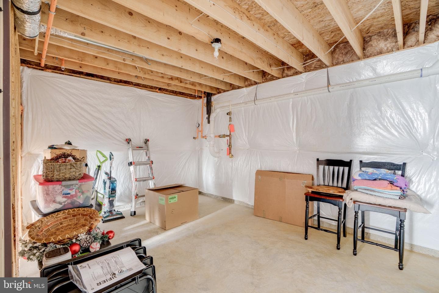 322 Barney Court photo 30