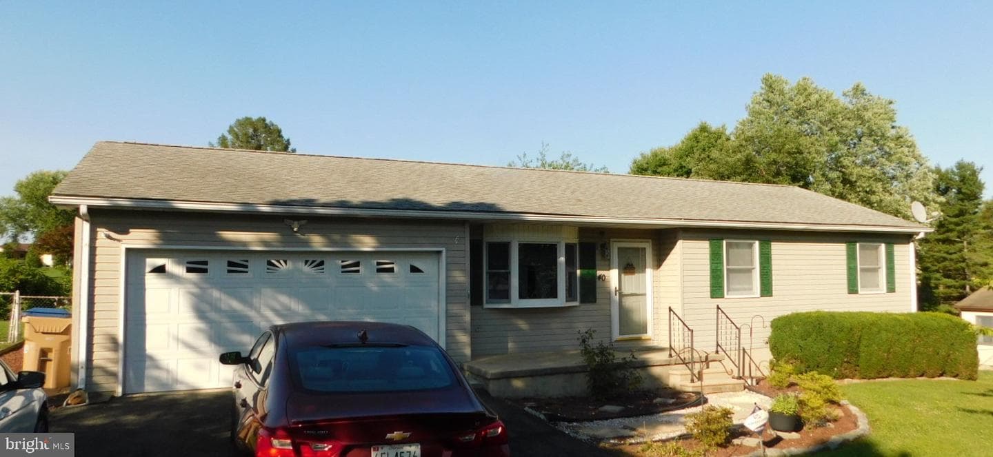 40 Mary Jane Lane, Elkton