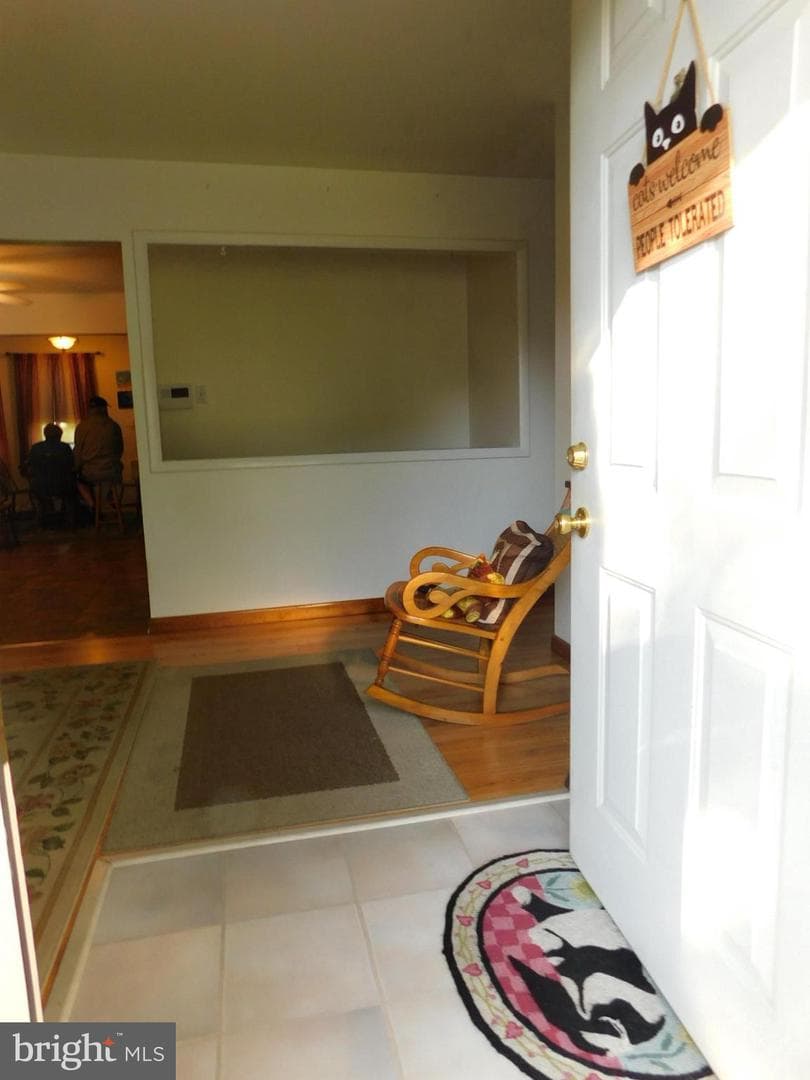 40 Mary Jane Lane photo 4