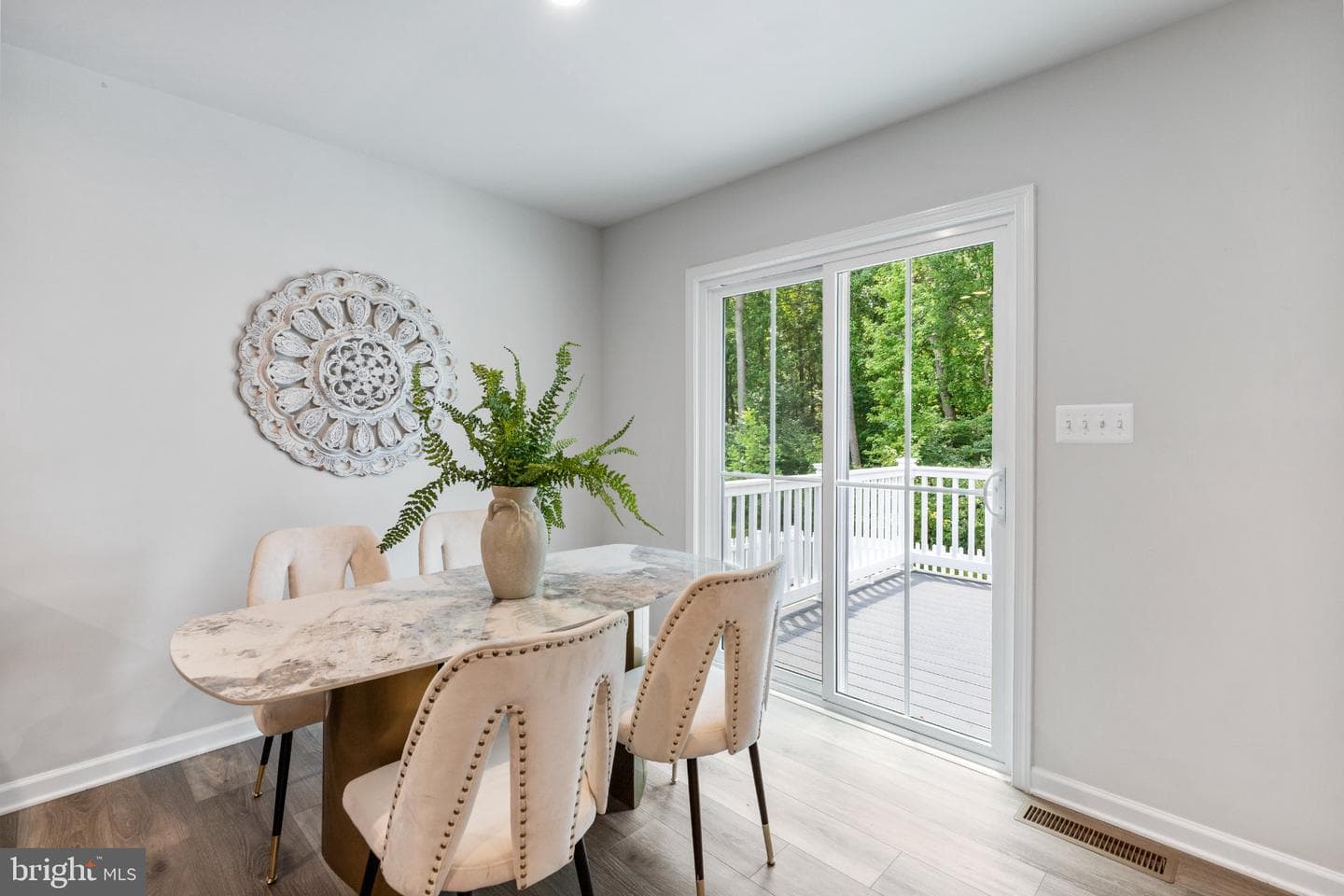 142 Goldspire Drive photo 16