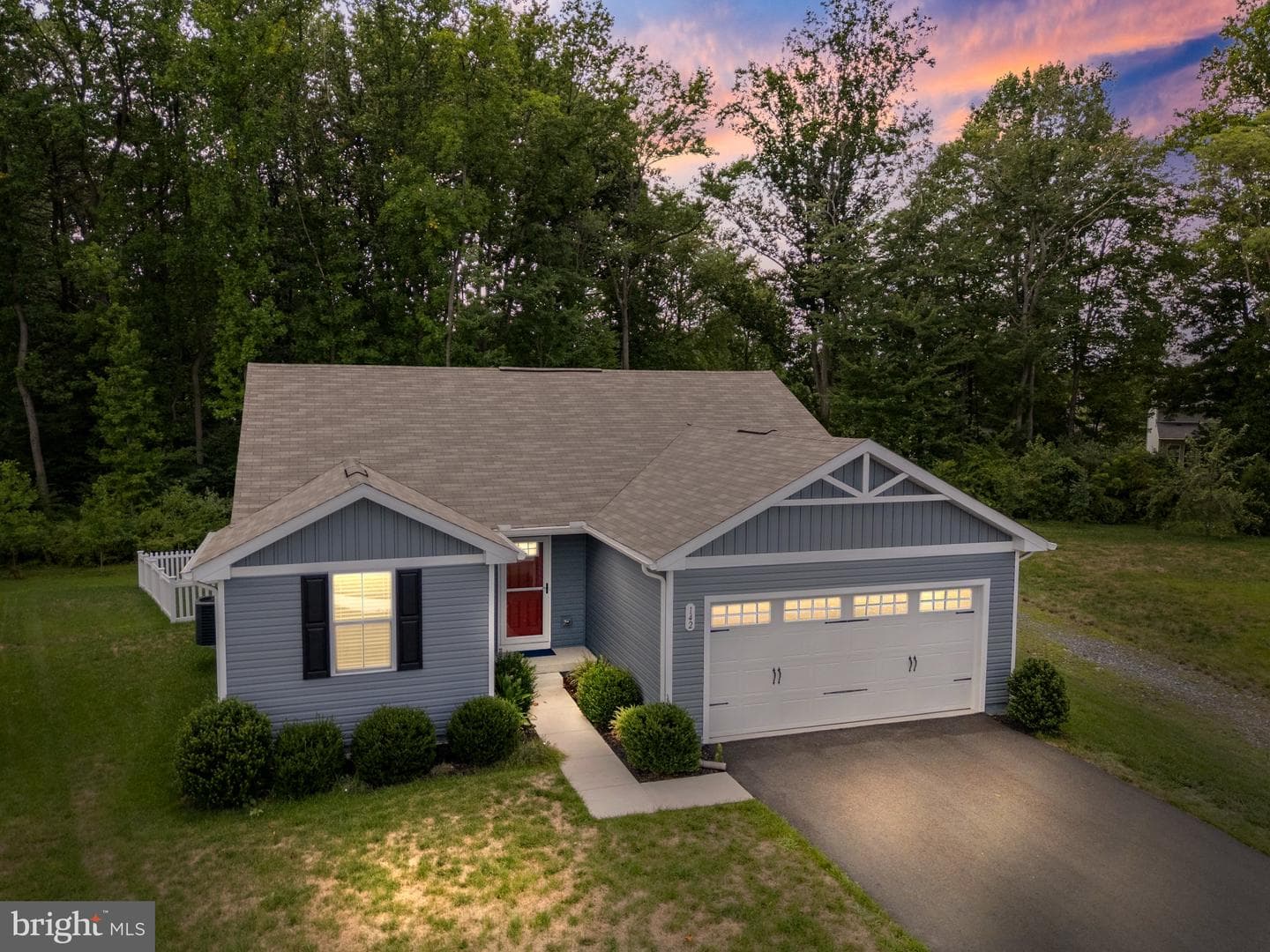 142 Goldspire Drive photo 2