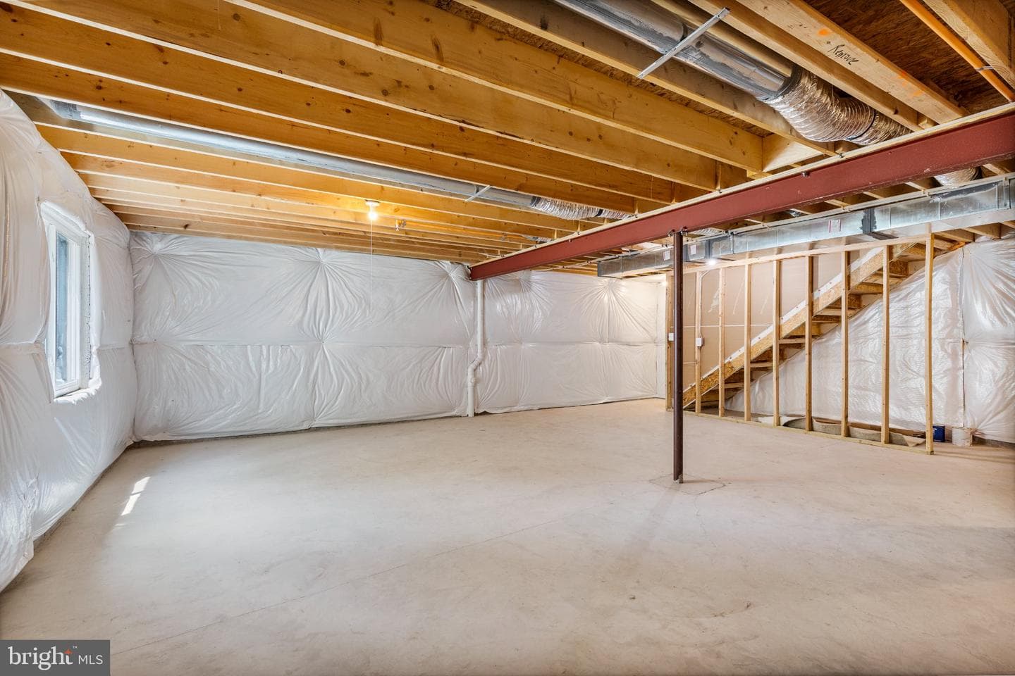 142 Goldspire Drive photo 32