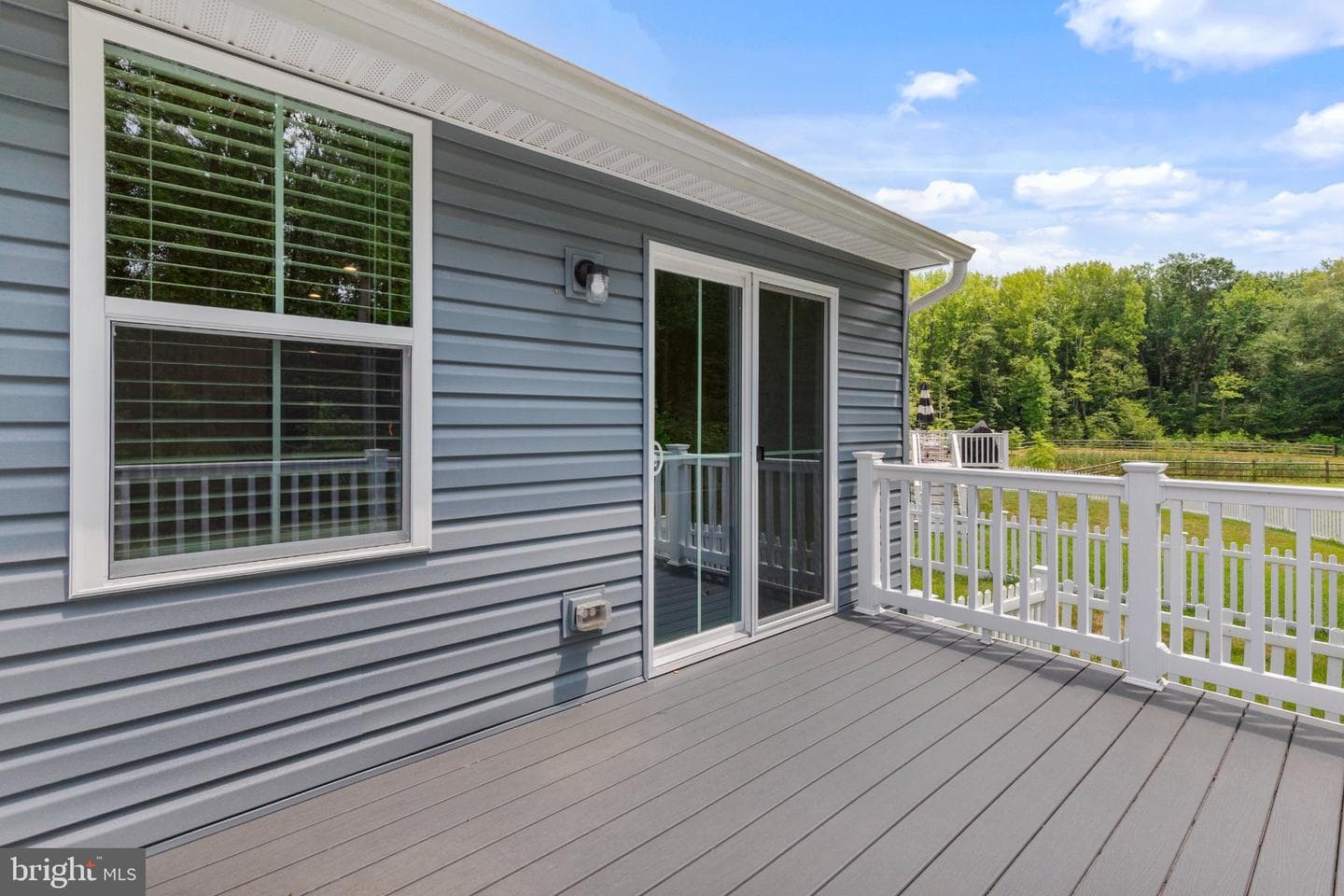 142 Goldspire Drive photo 35