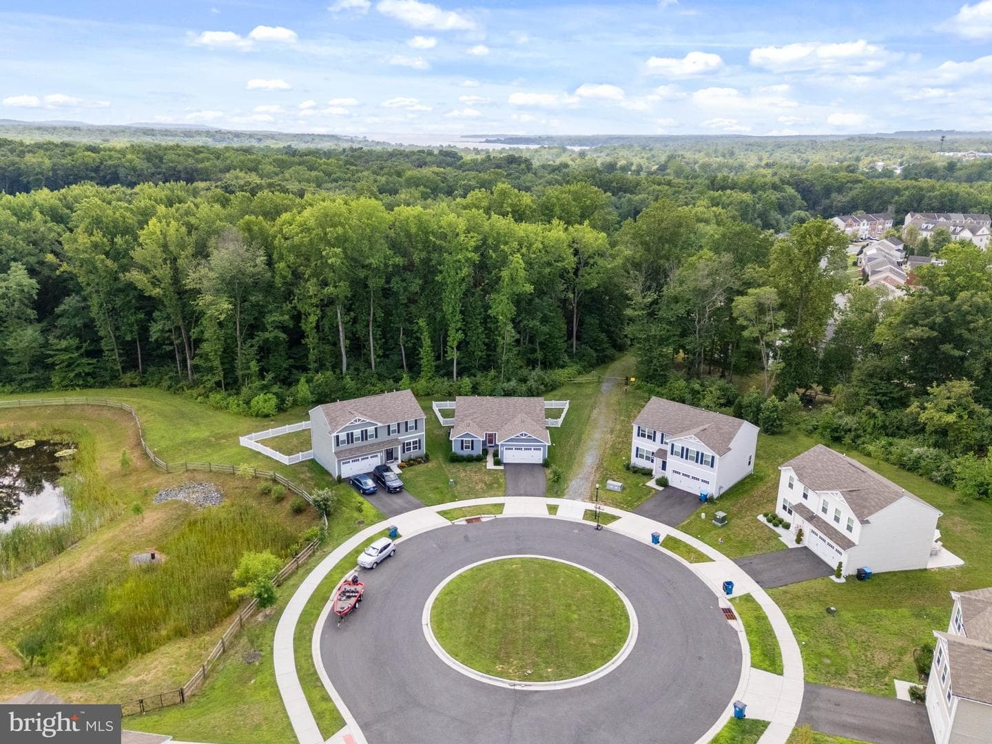 142 Goldspire Drive photo 5