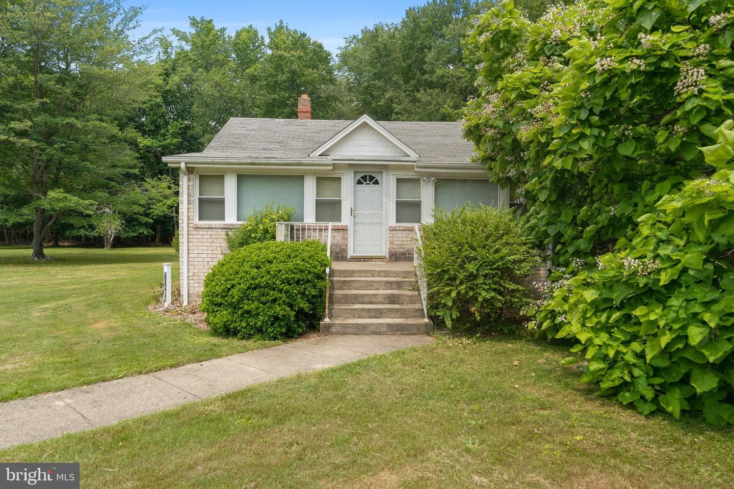 16458 Rock Point Road photo 2