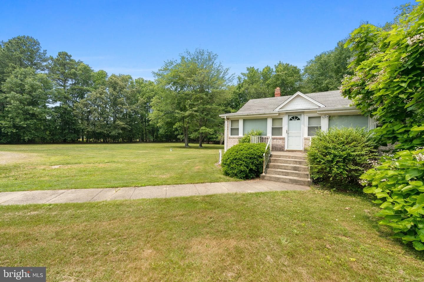 16458 Rock Point Road photo 3