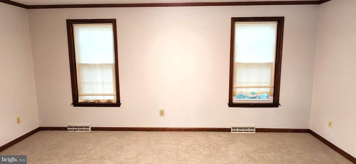 405 Crabapple Court photo 17