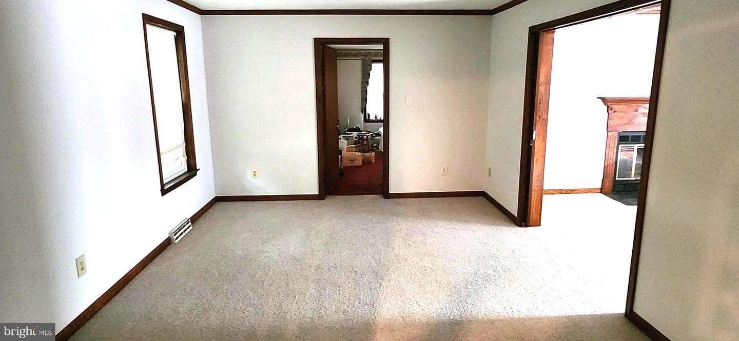 405 Crabapple Court photo 19