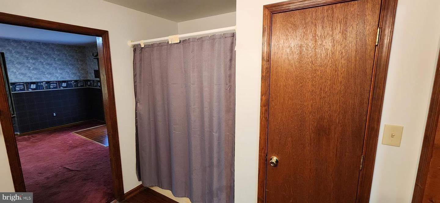 405 Crabapple Court photo 35