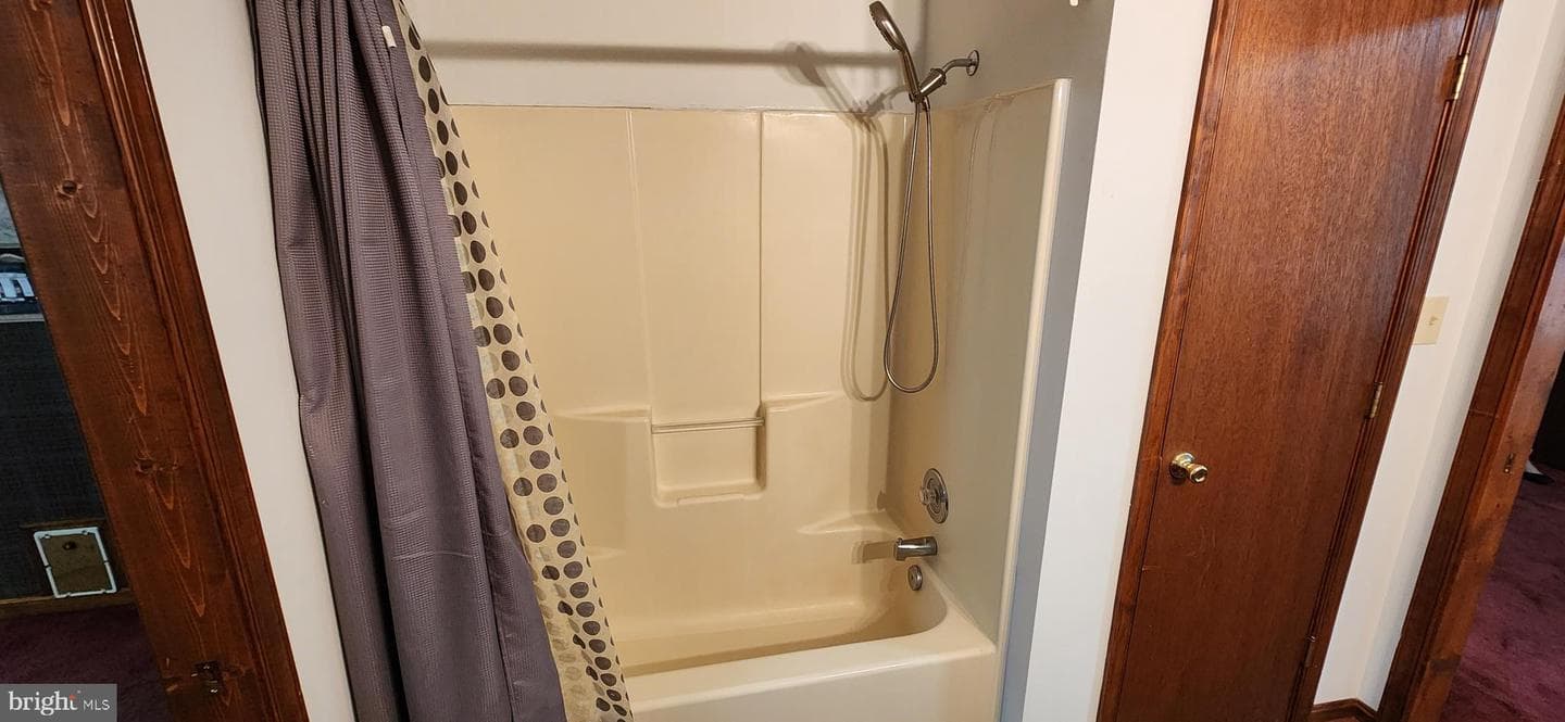 405 Crabapple Court photo 36