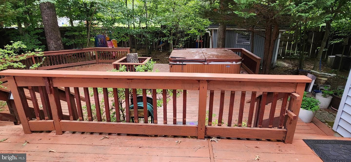 405 Crabapple Court photo 56