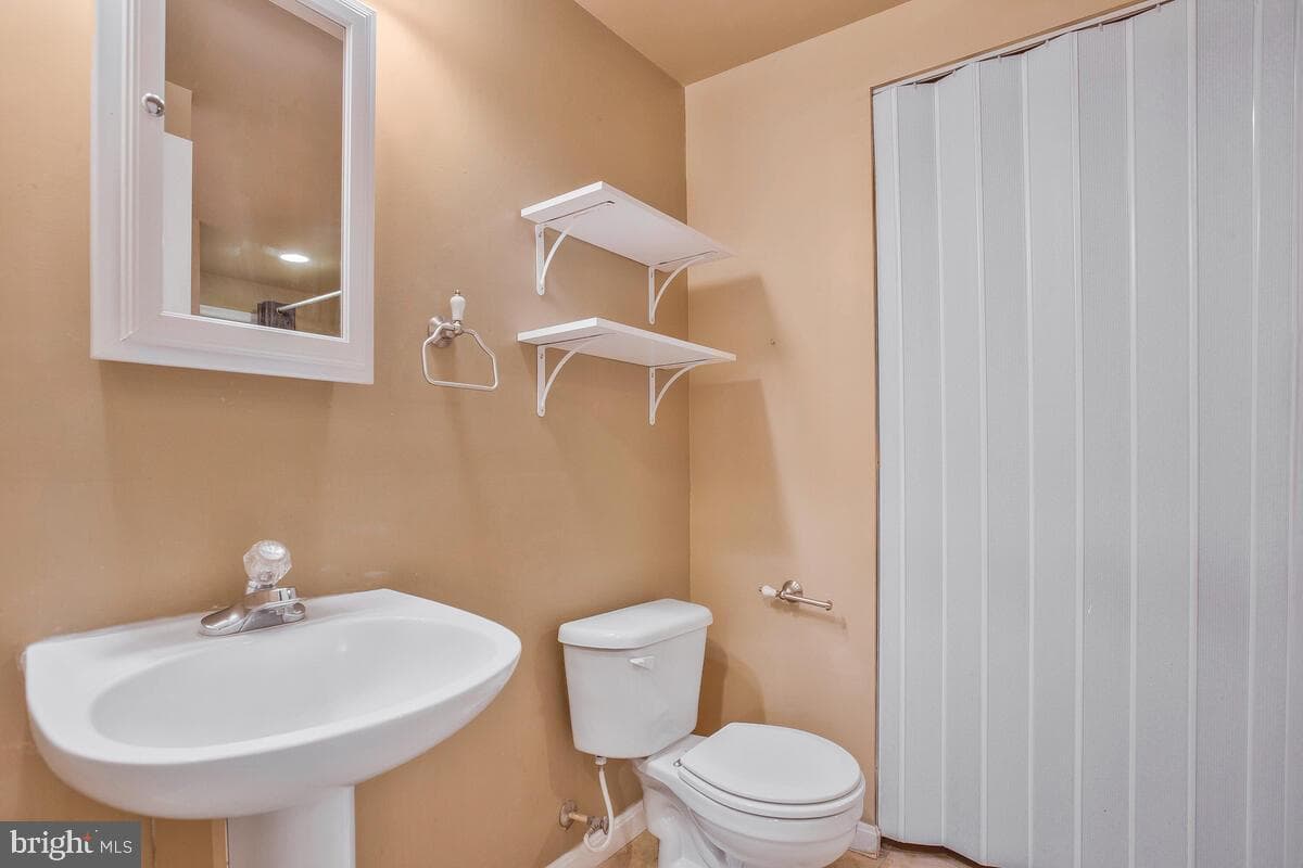 5131 New Stead Court photo 49