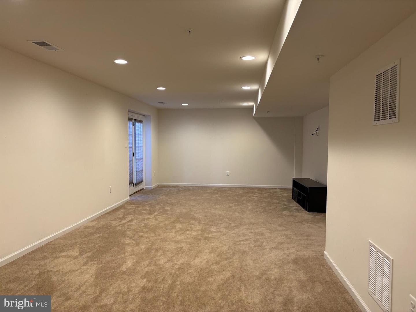 9272 Biscayne Street photo 28