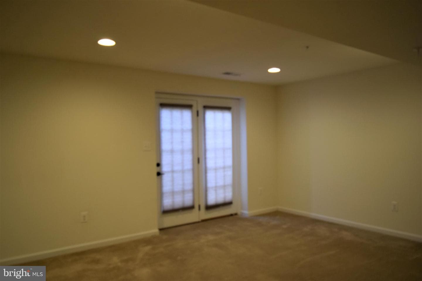 9272 Biscayne Street photo 29