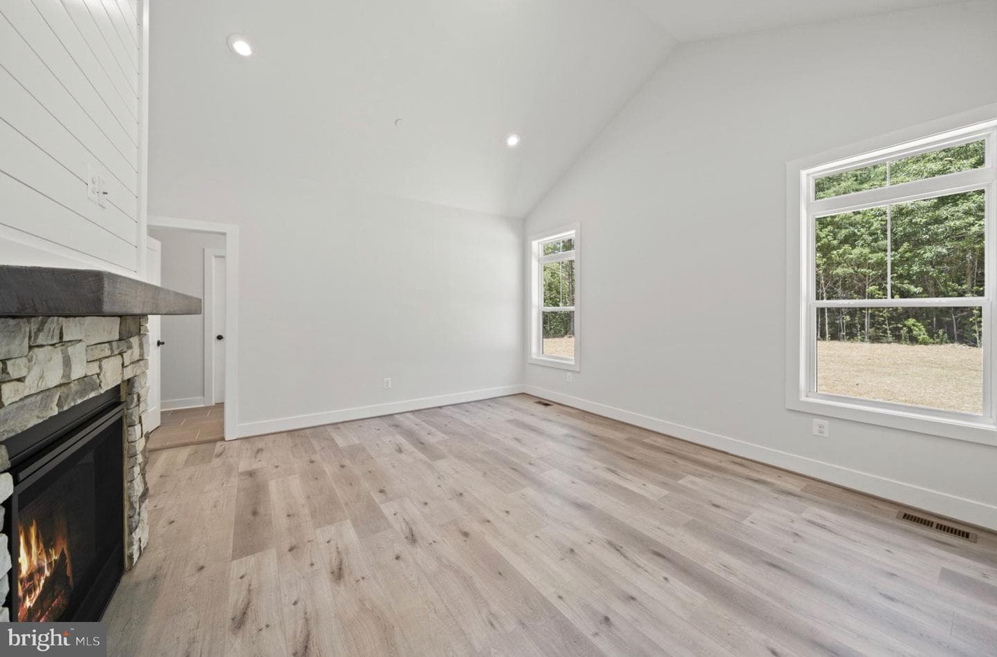 16560 Trail Mill Place photo 17