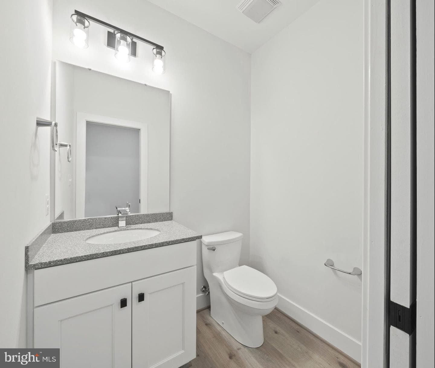 16560 Trail Mill Place photo 21