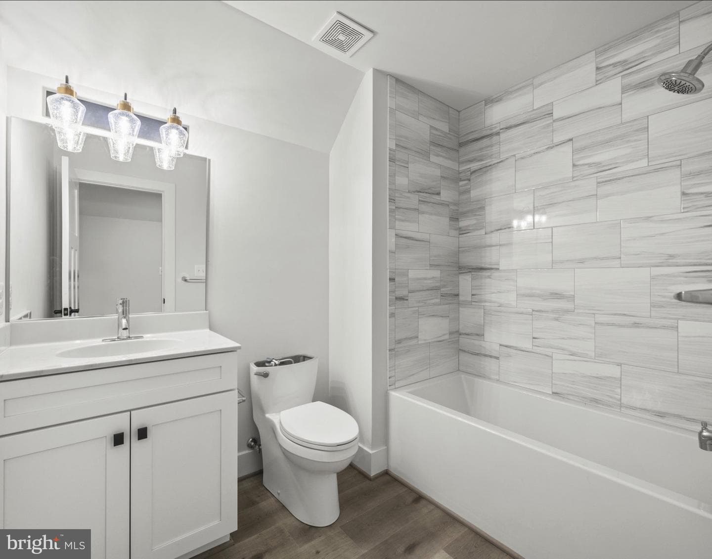 16560 Trail Mill Place photo 38