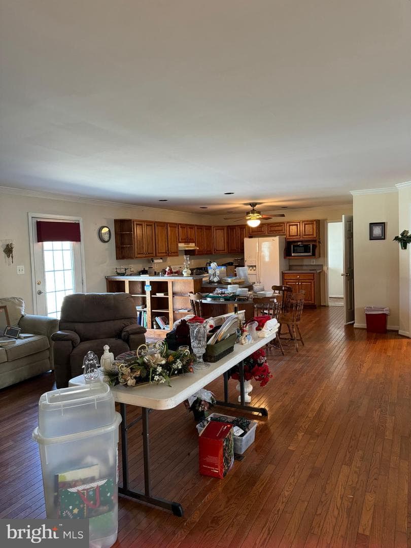 8820 Doe Court photo 6