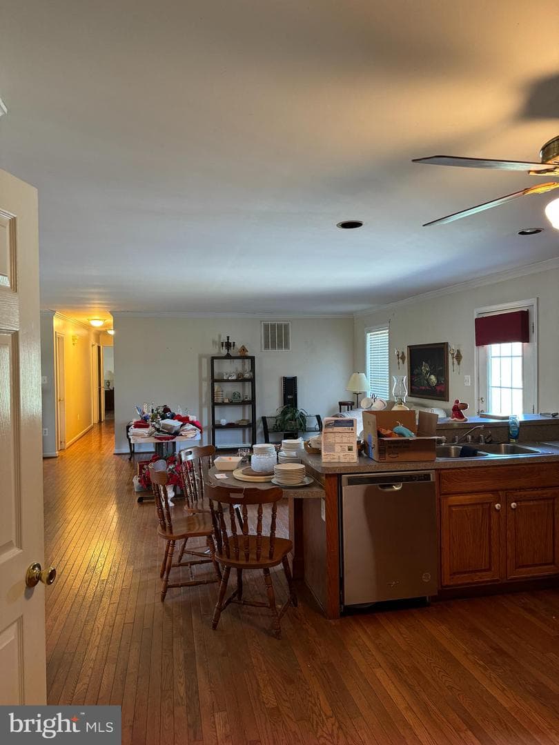 8820 Doe Court photo 7