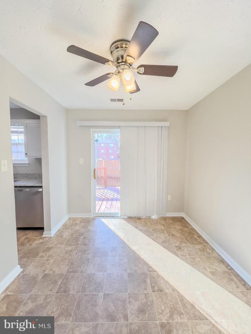 14 Meadowside Court photo 13
