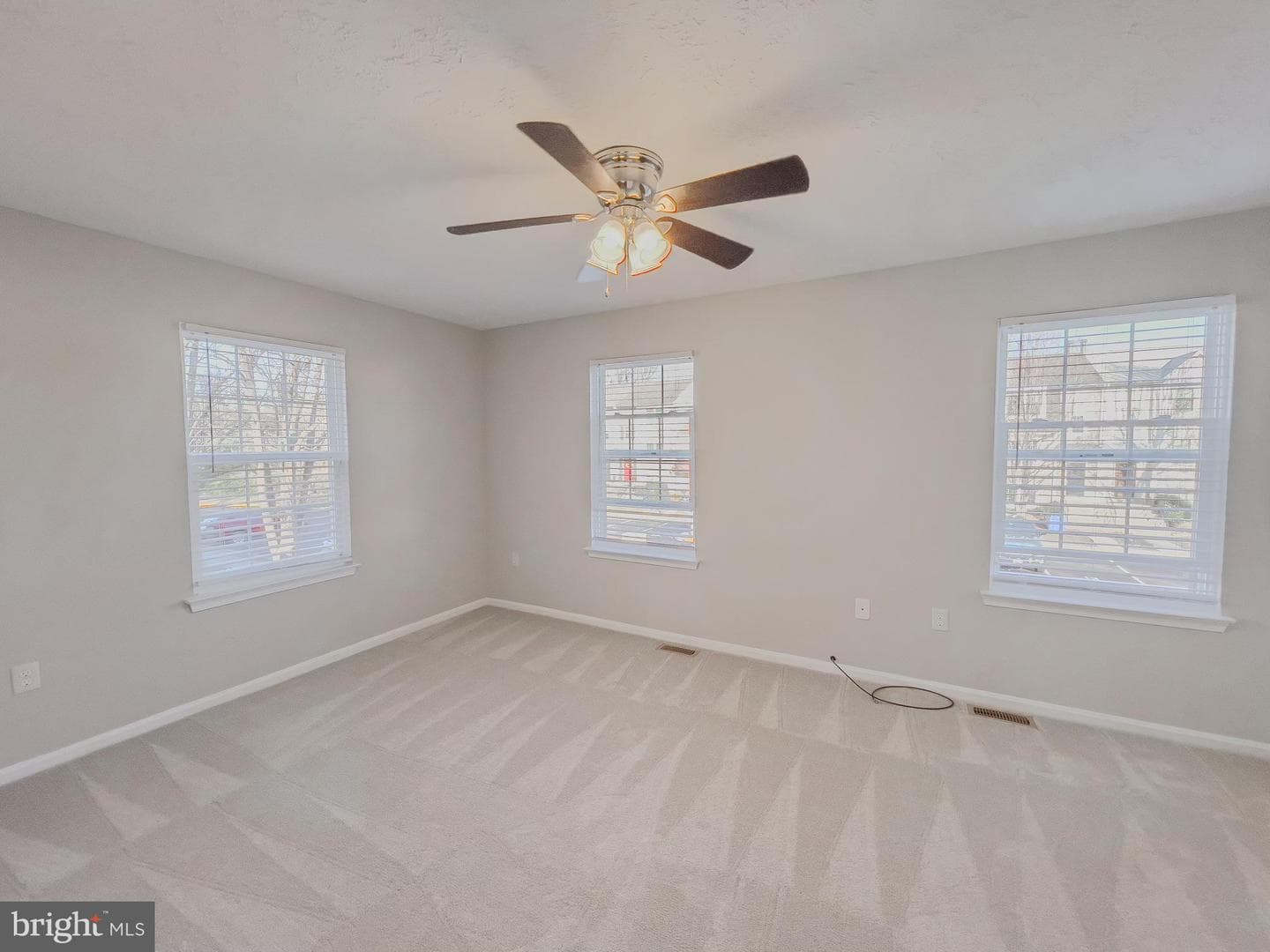 14 Meadowside Court photo 27