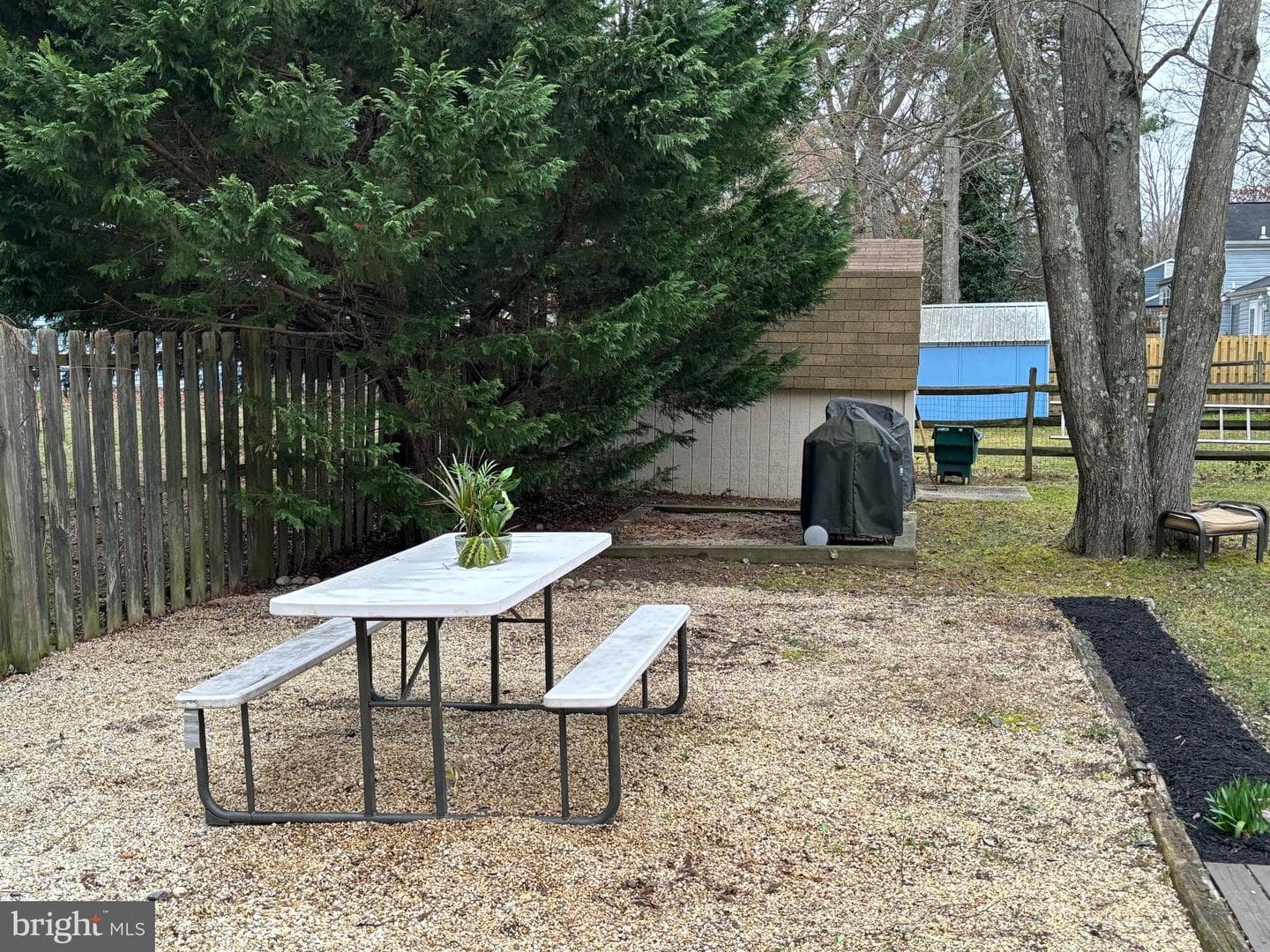 2105 Gibbons Court photo 19