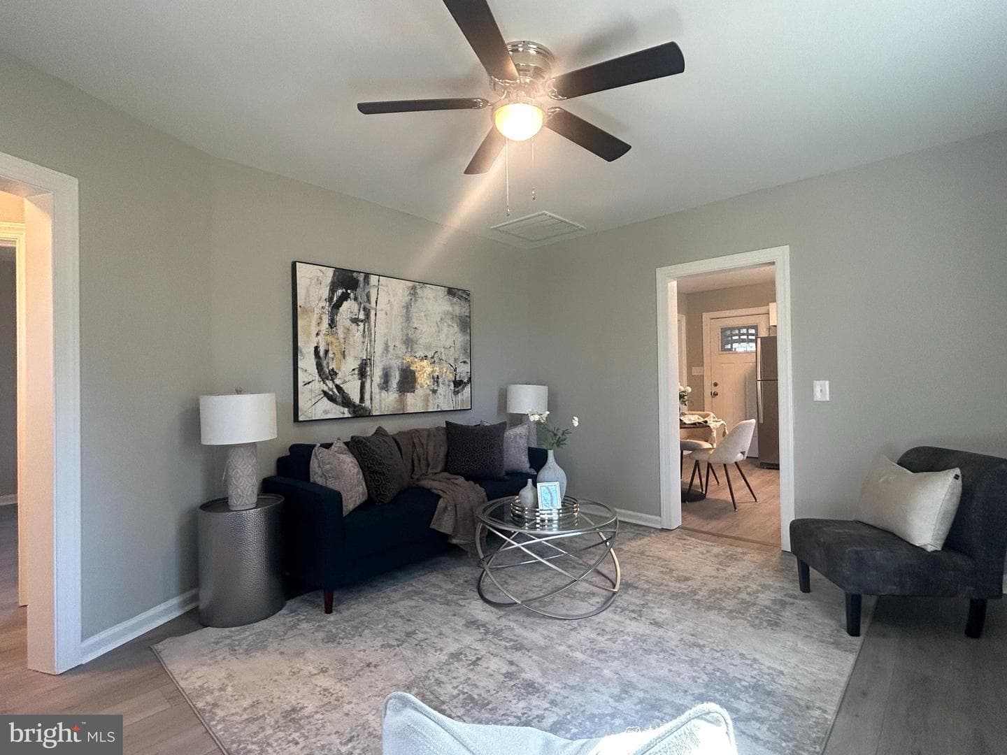 4775 Strauss Avenue photo 2