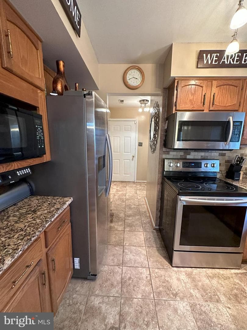 4723 Hummingbird Drive photo 9