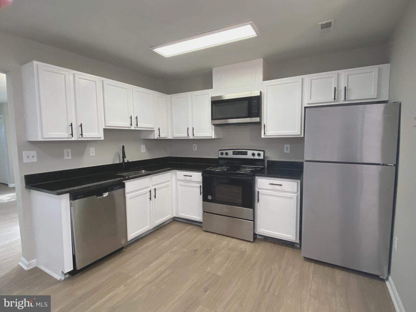 11853 Edmont Place photo 10