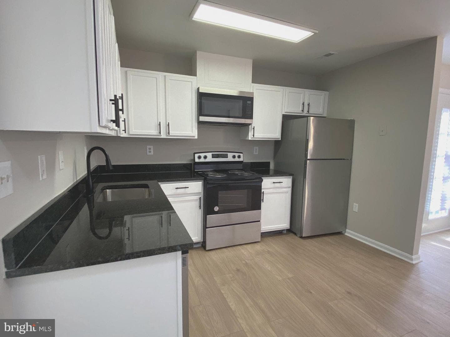 11853 Edmont Place photo 9