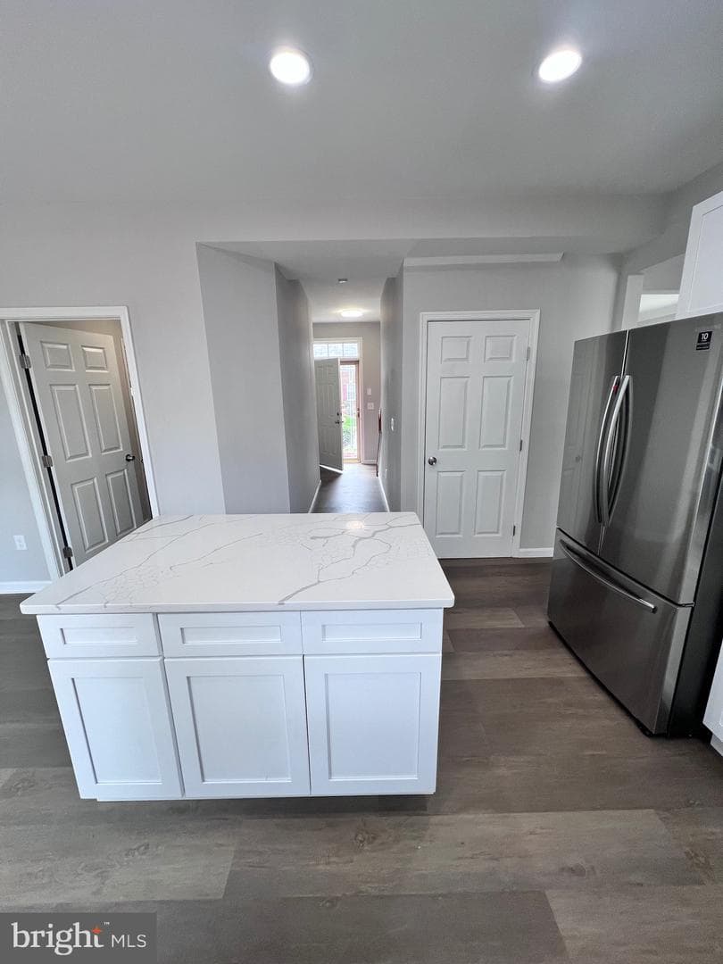6851 Heathway Court photo 11