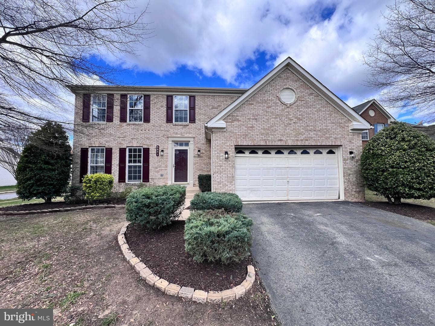 6851 Heathway Court photo 5