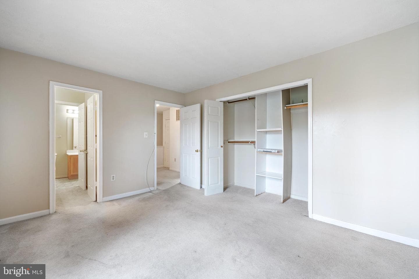 5909 Walleye Court photo 12