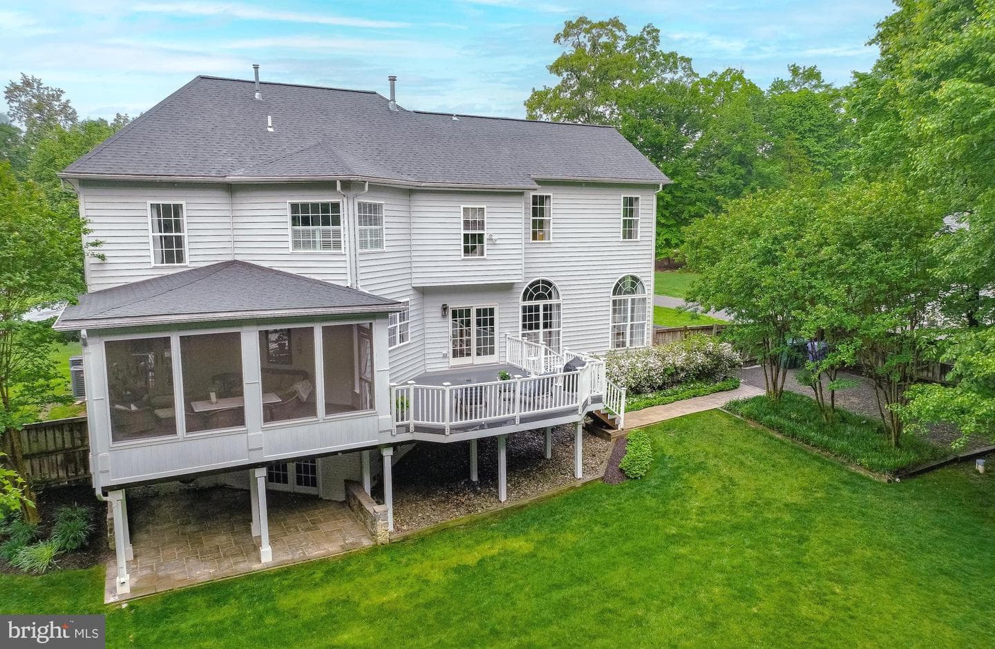 8080 Norwich Court photo 4