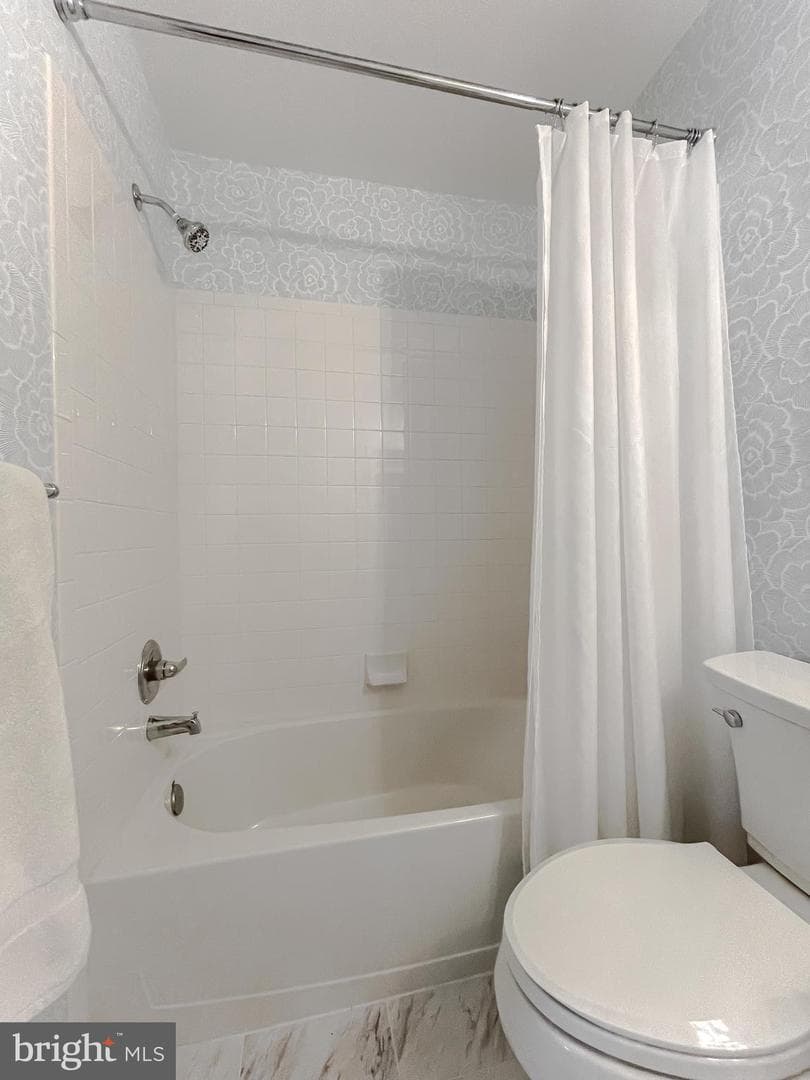 8080 Norwich Court photo 70