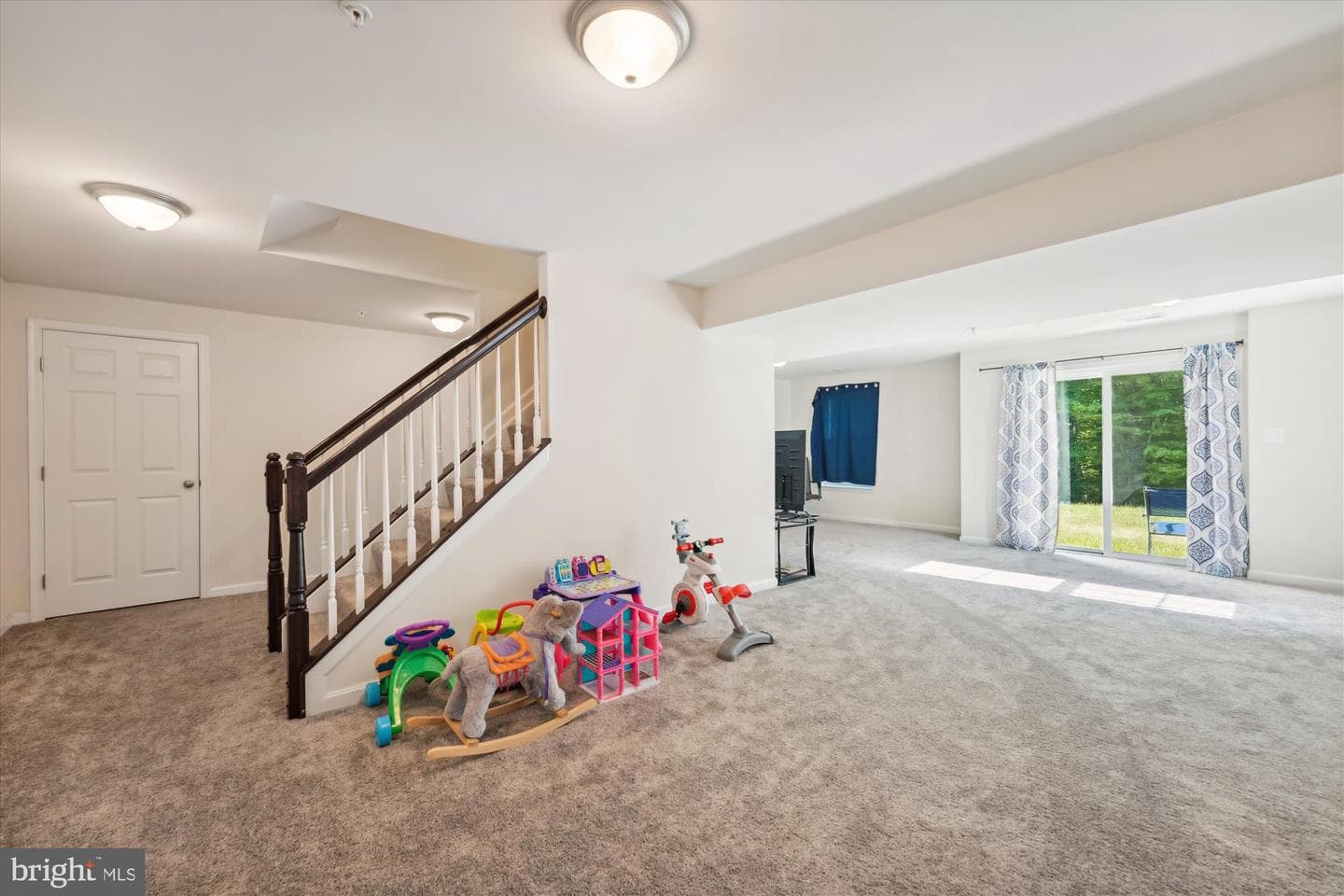 7351 Tottenham Drive photo 25
