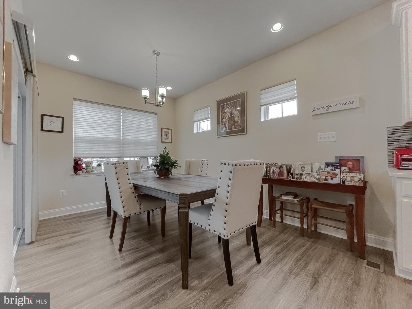 5547 Old Colony Court photo 15