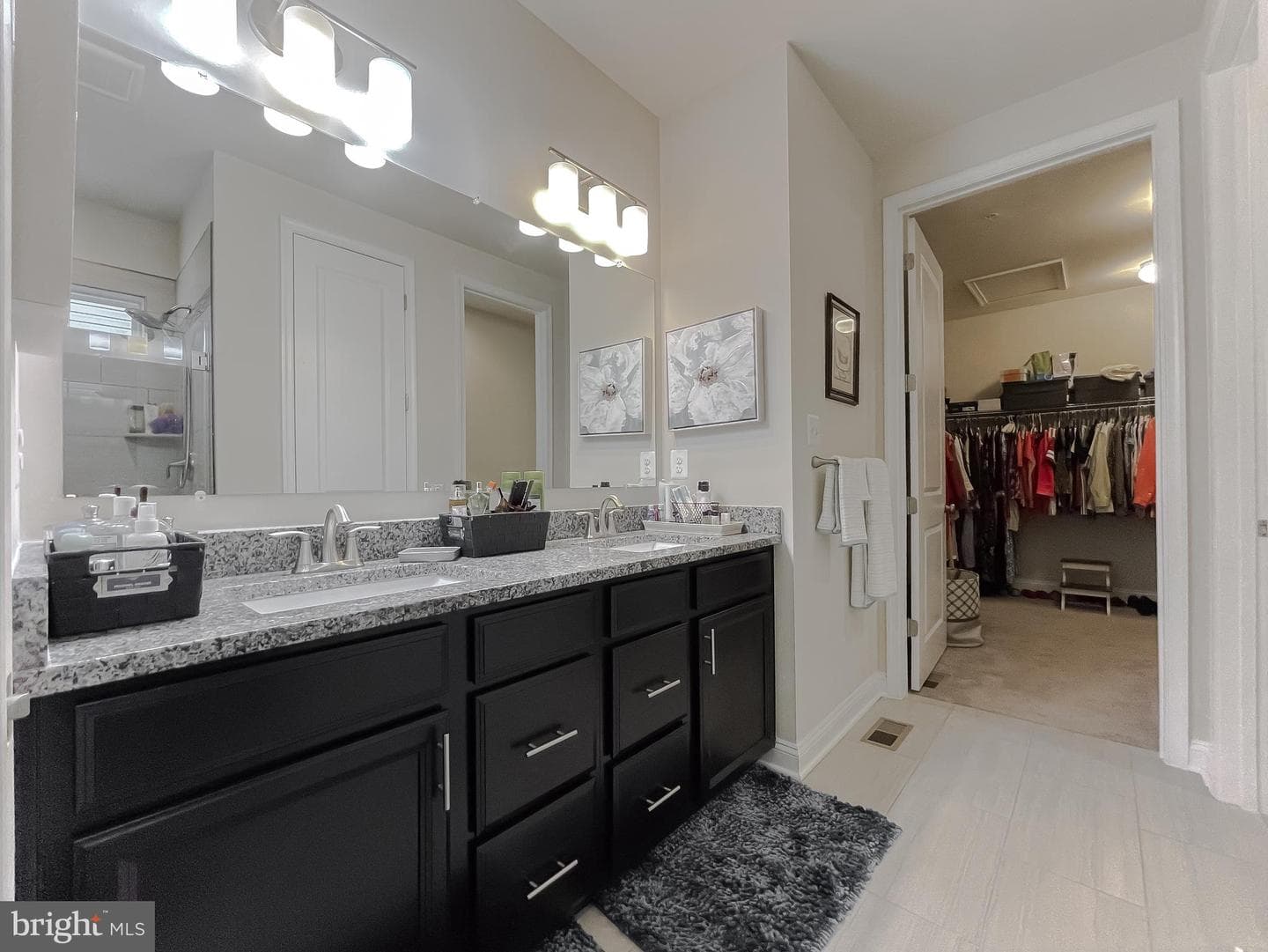 5547 Old Colony Court photo 20