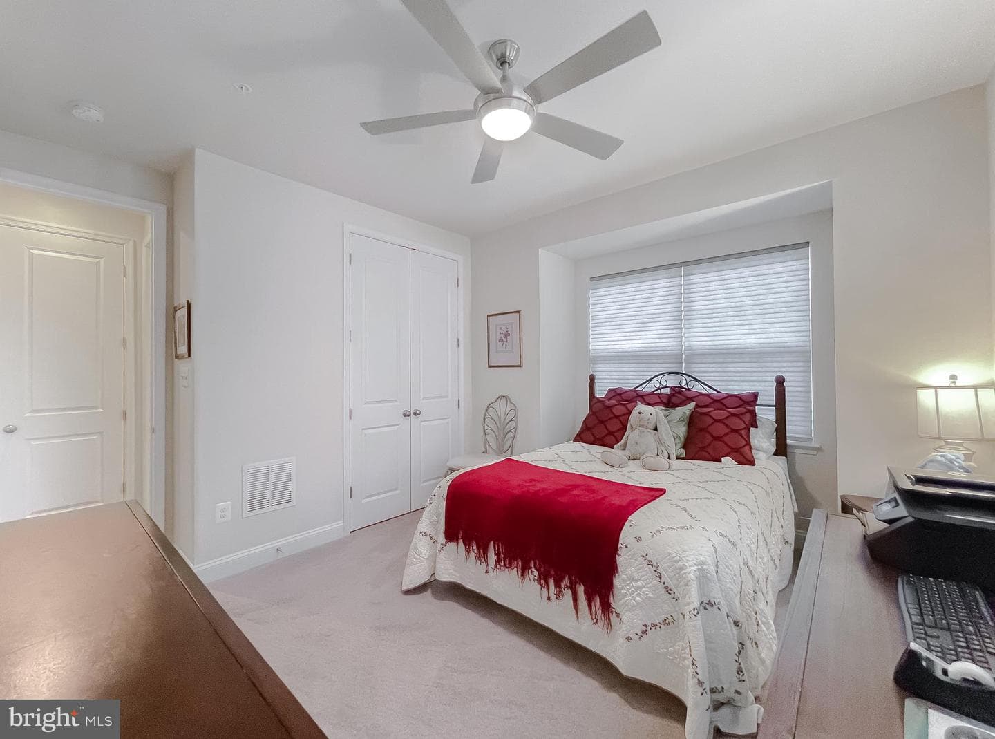 5547 Old Colony Court photo 24