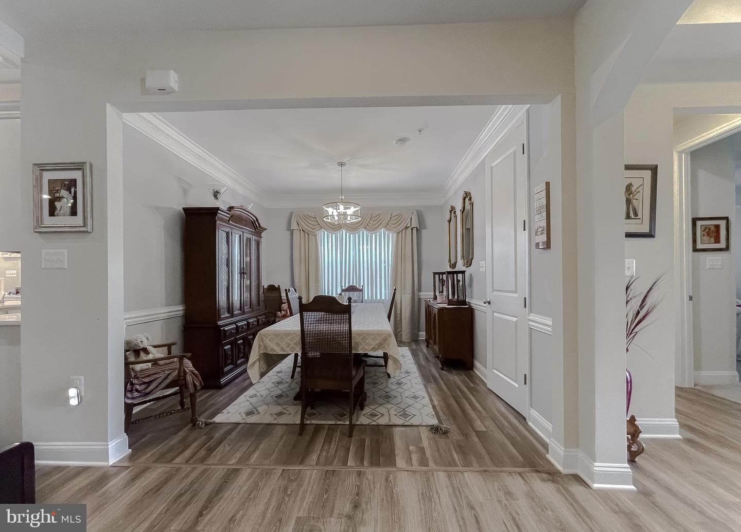 5547 Old Colony Court photo 28