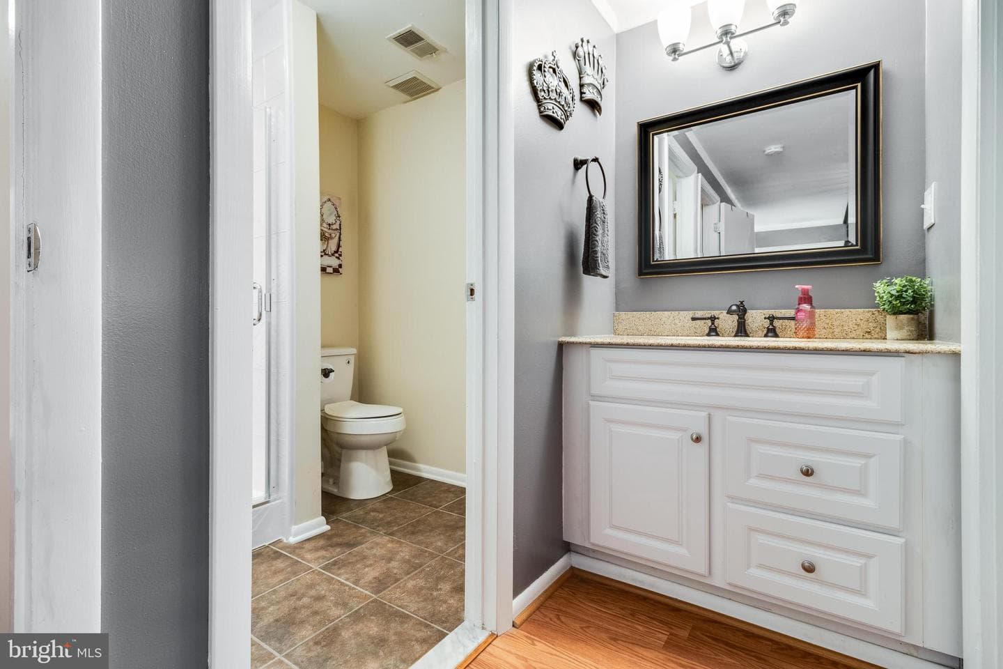 5031 Nicholas Road photo 18
