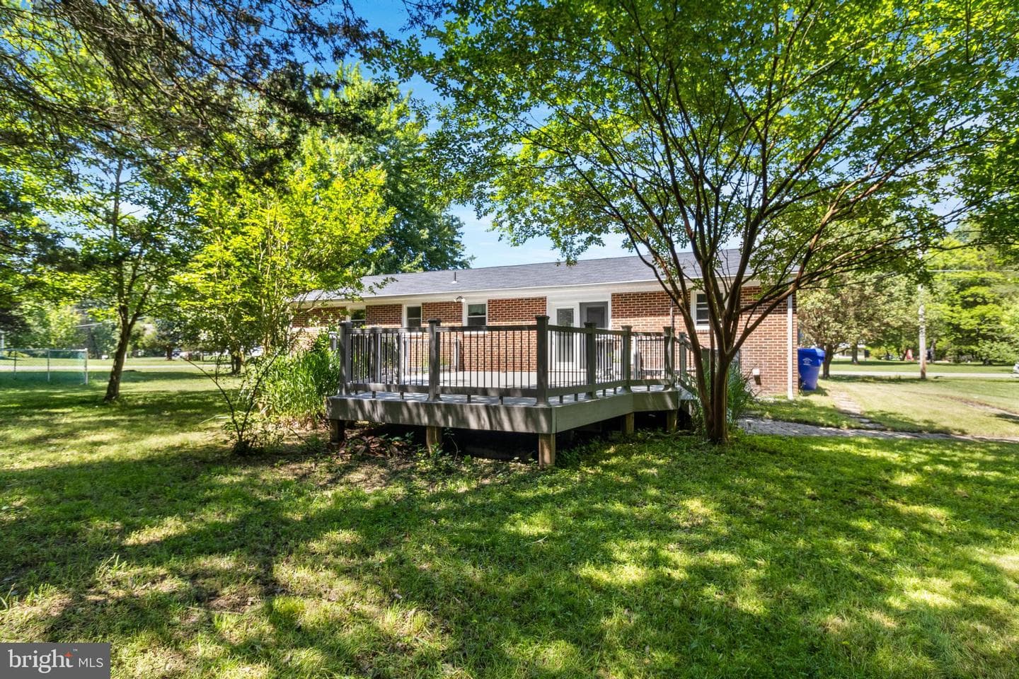 8325 Warren Drive photo 17