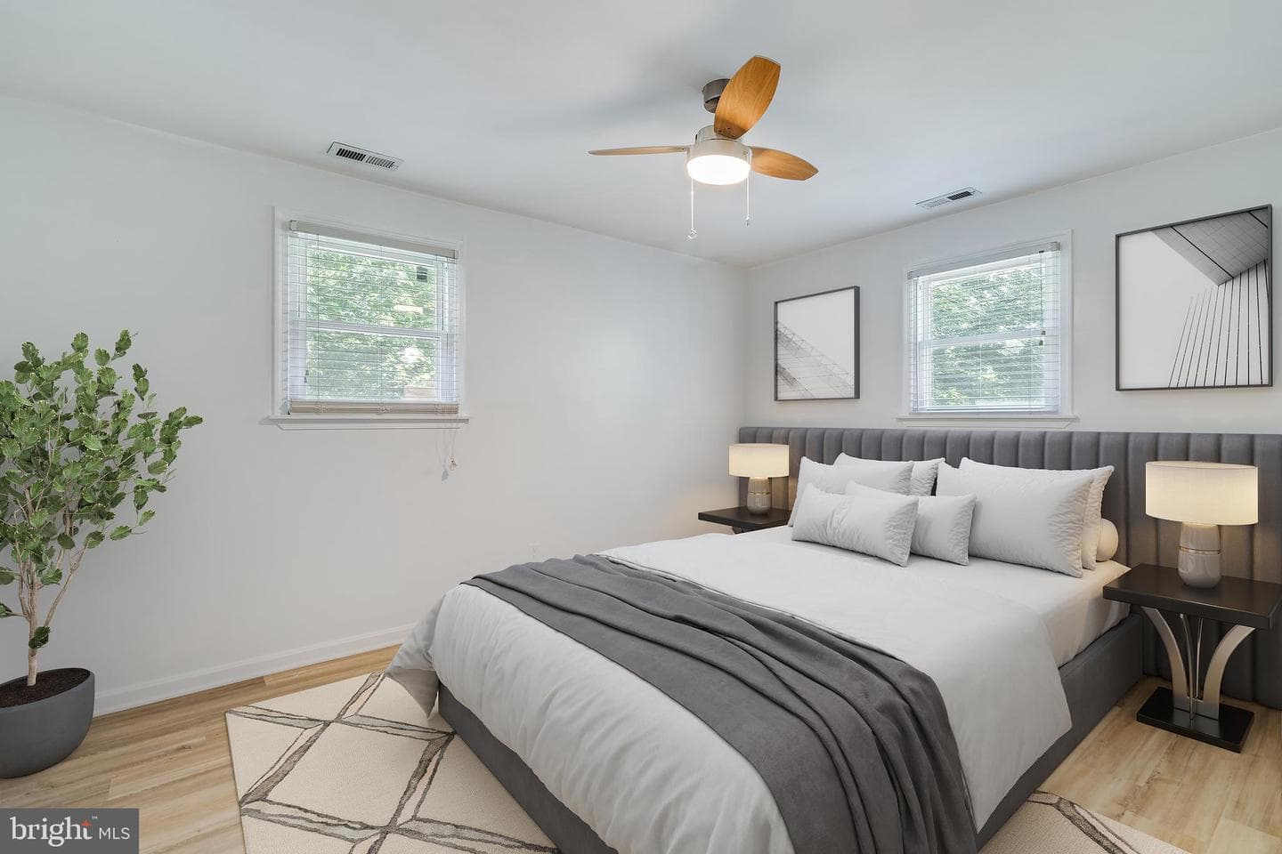 8325 Warren Drive photo 3